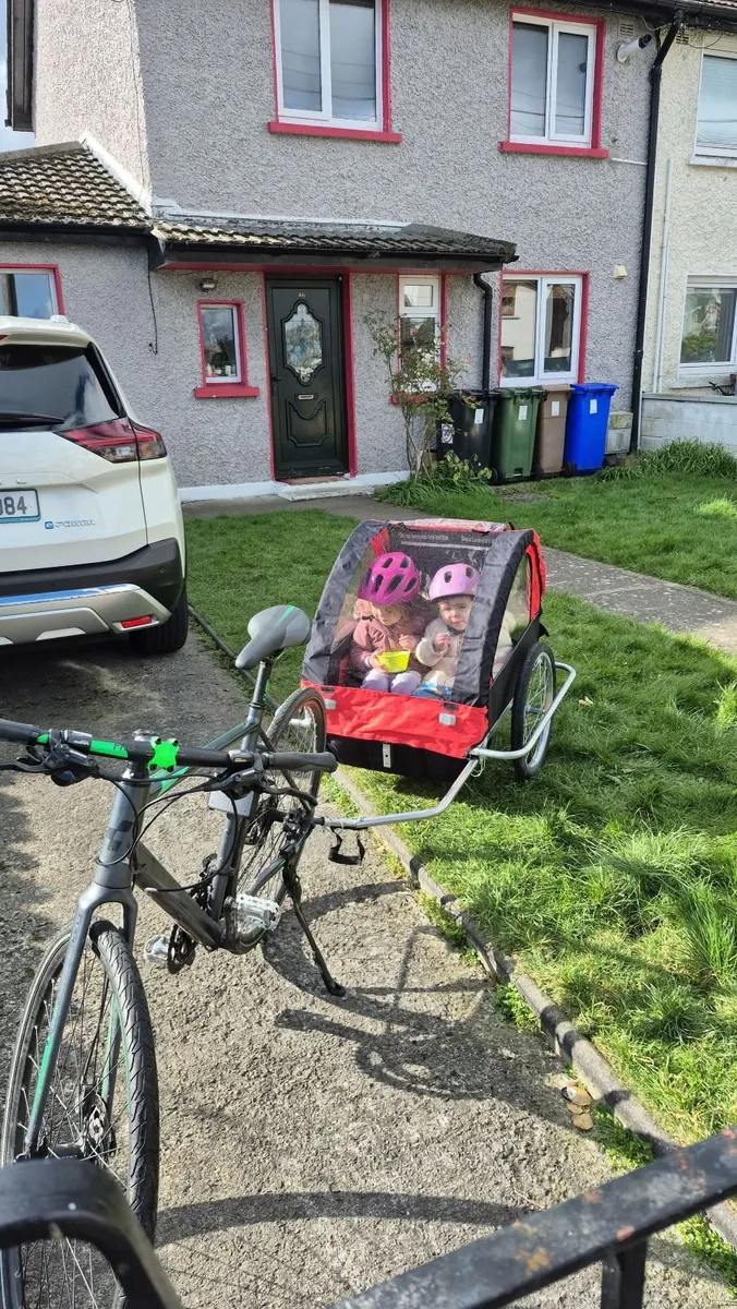 Kids bike trailer/ three-wheeled buggy