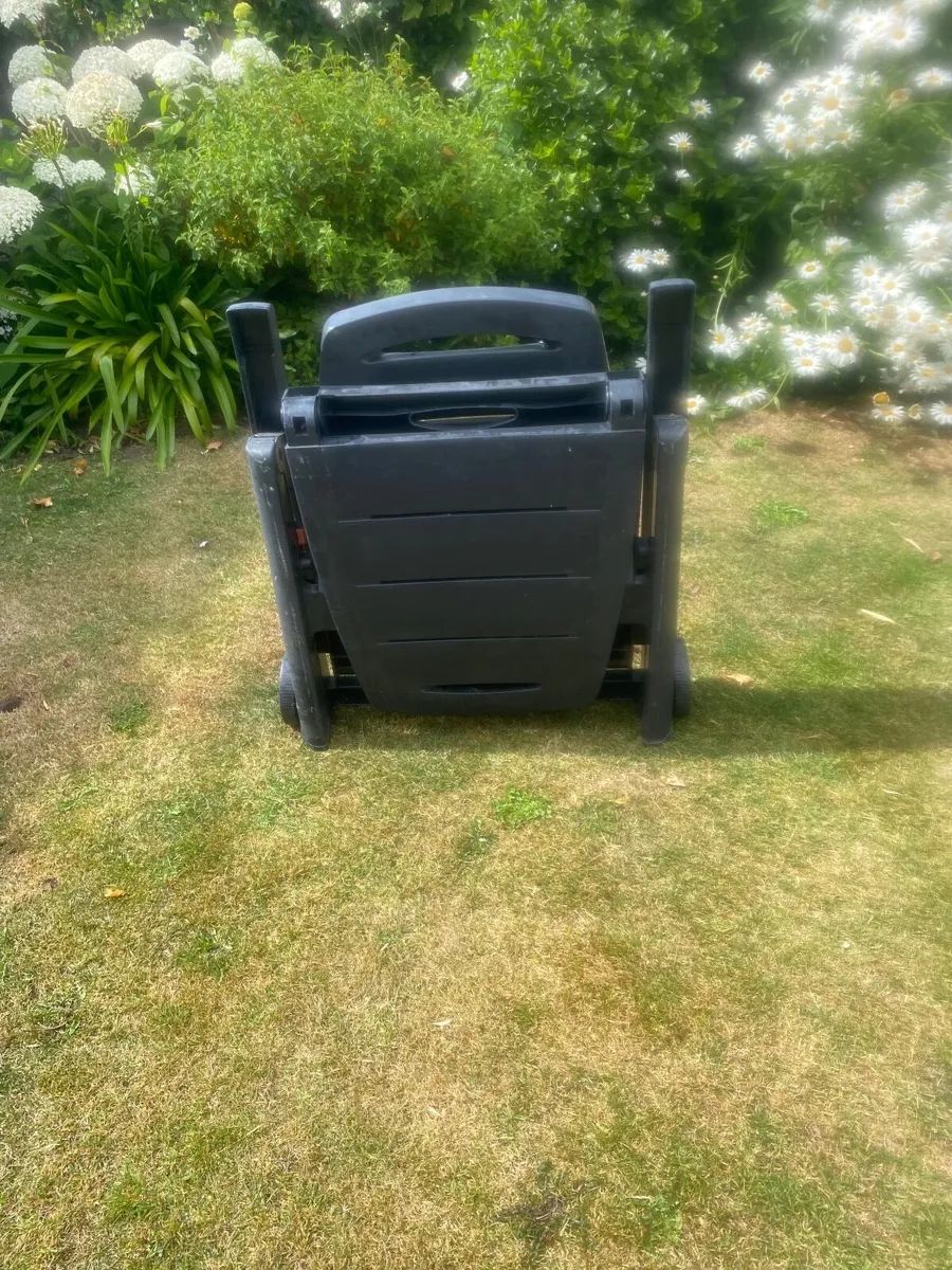 Sun lounger with cushion - Image 3