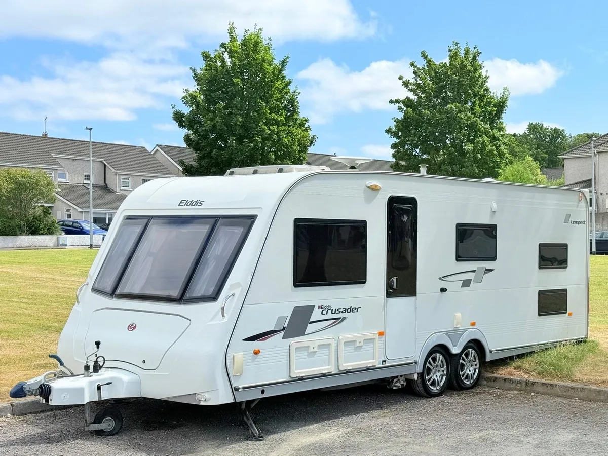 Elddis Crusader Tempest Twin Axle, 6-7-Berth - Image 2