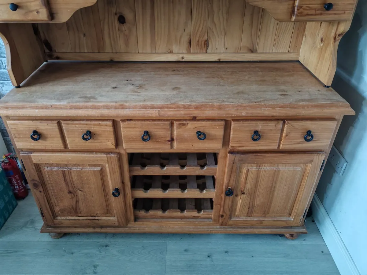 Dresser - Image 2
