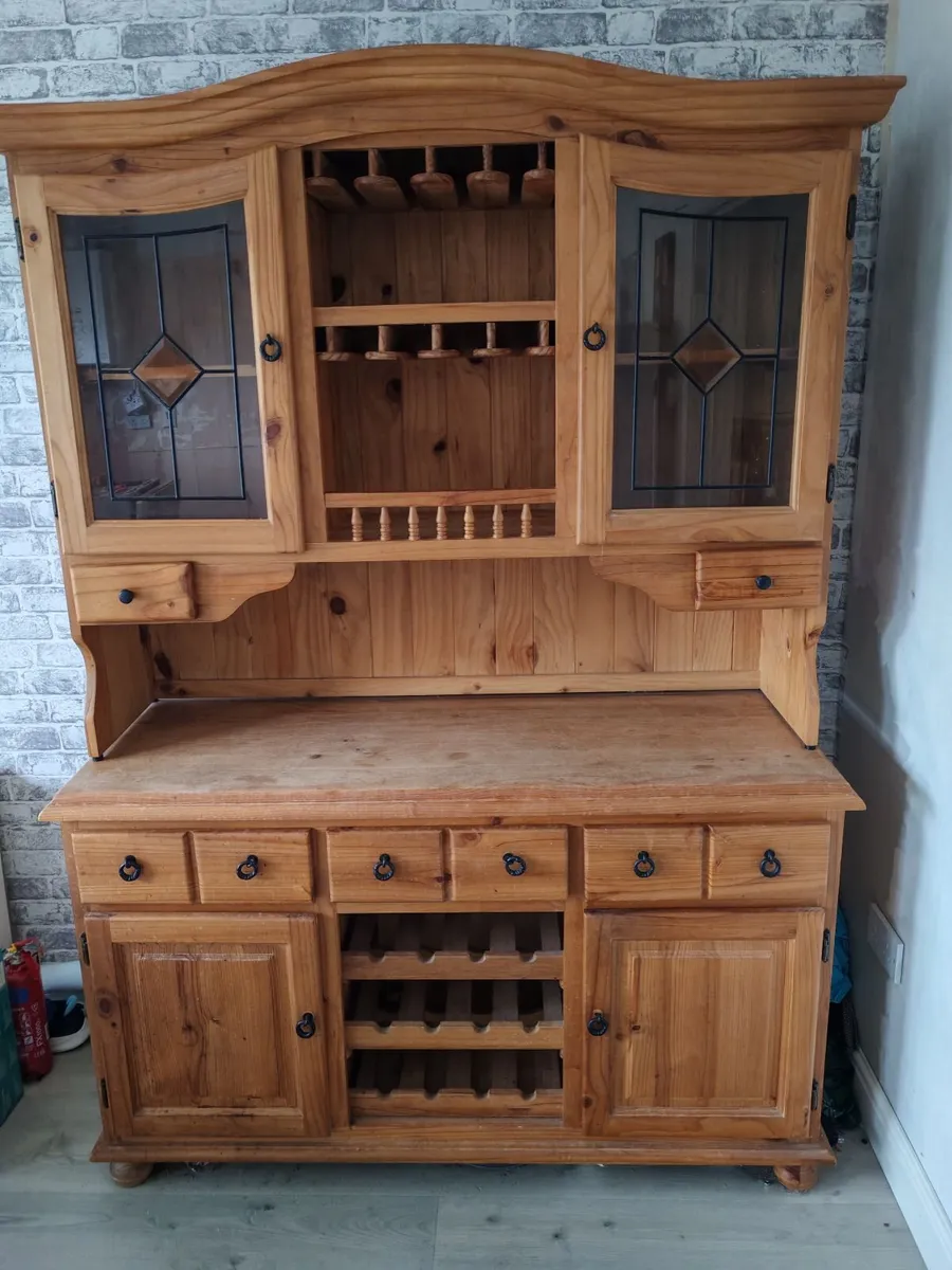 Dresser - Image 4