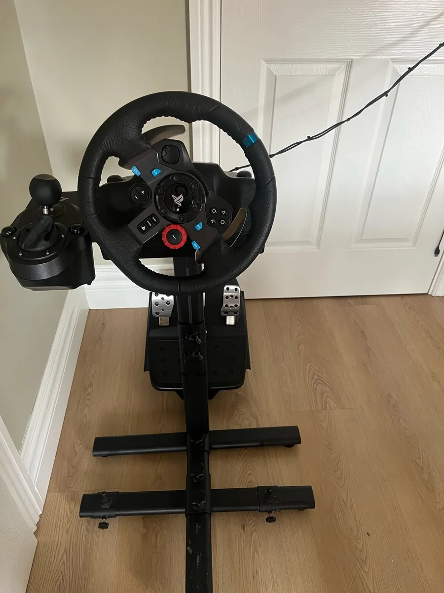 Logitech g29 wheel,shifter and stand - Image 2
