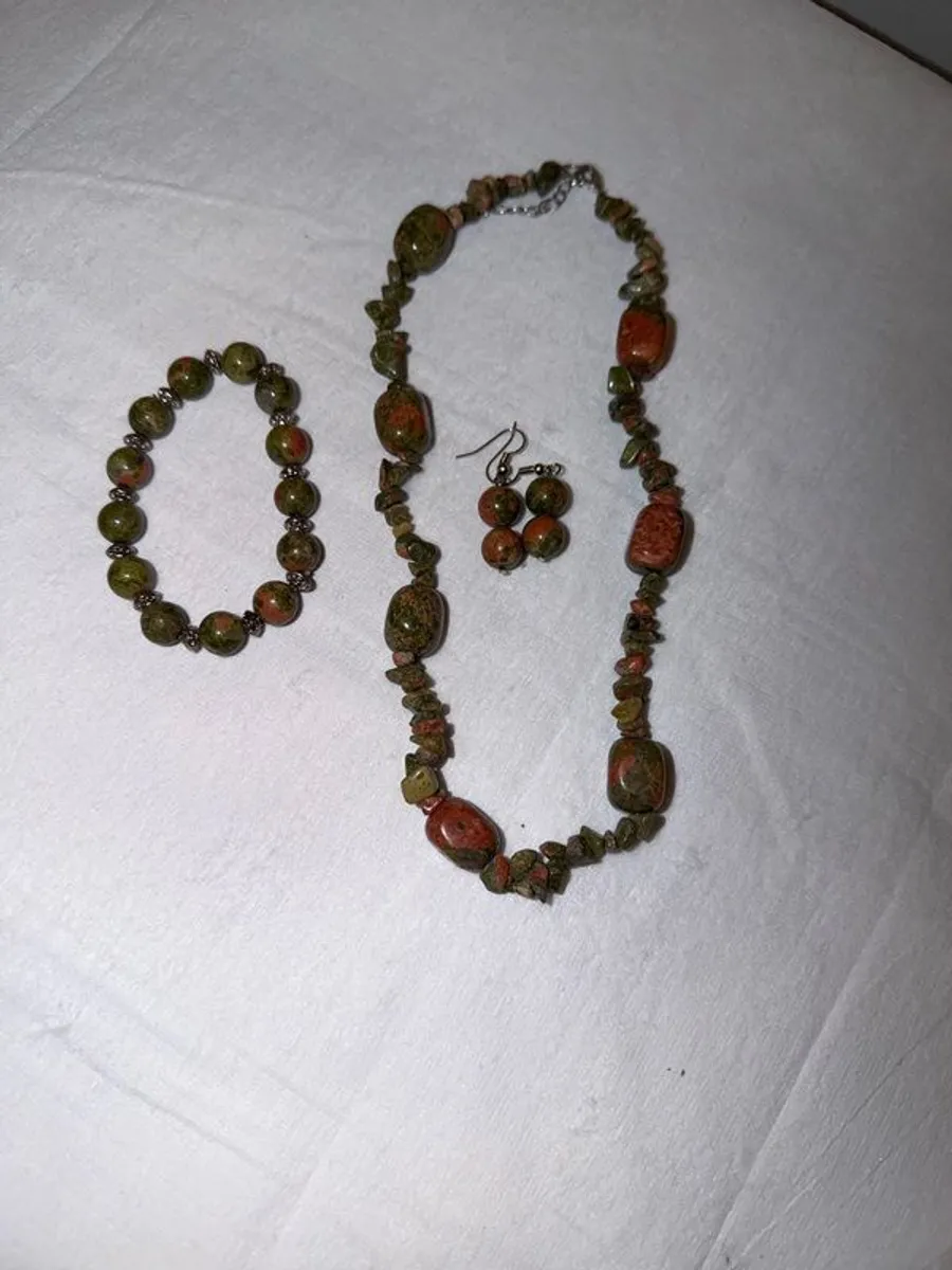 Unakite Crystal Jewellery Set Necklace, Bracelet & Earrings - Image 2