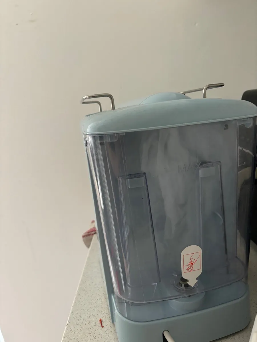 Barely Used Coffee Machine - Image 4