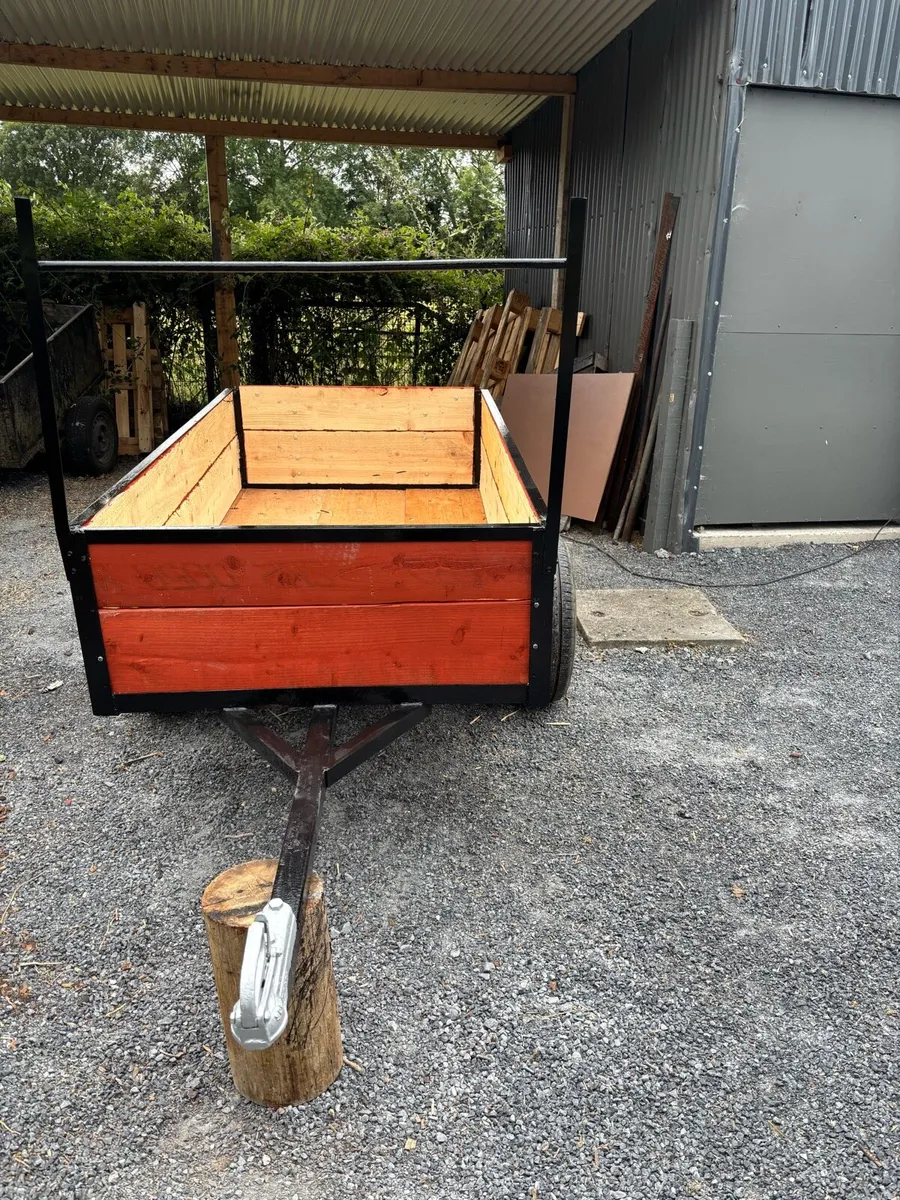 Trailer - Image 1