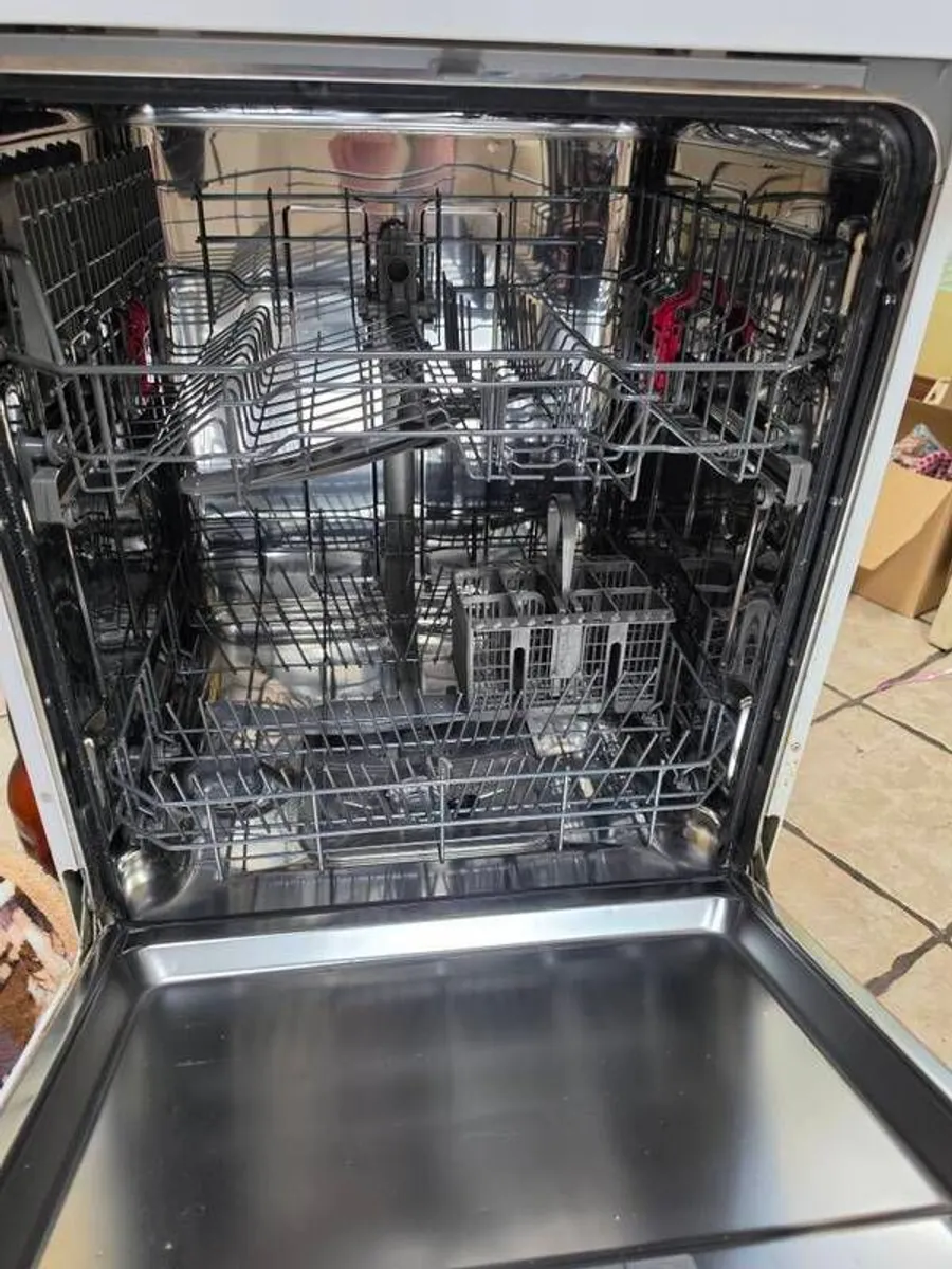 whirlpool dishwasher - Image 2
