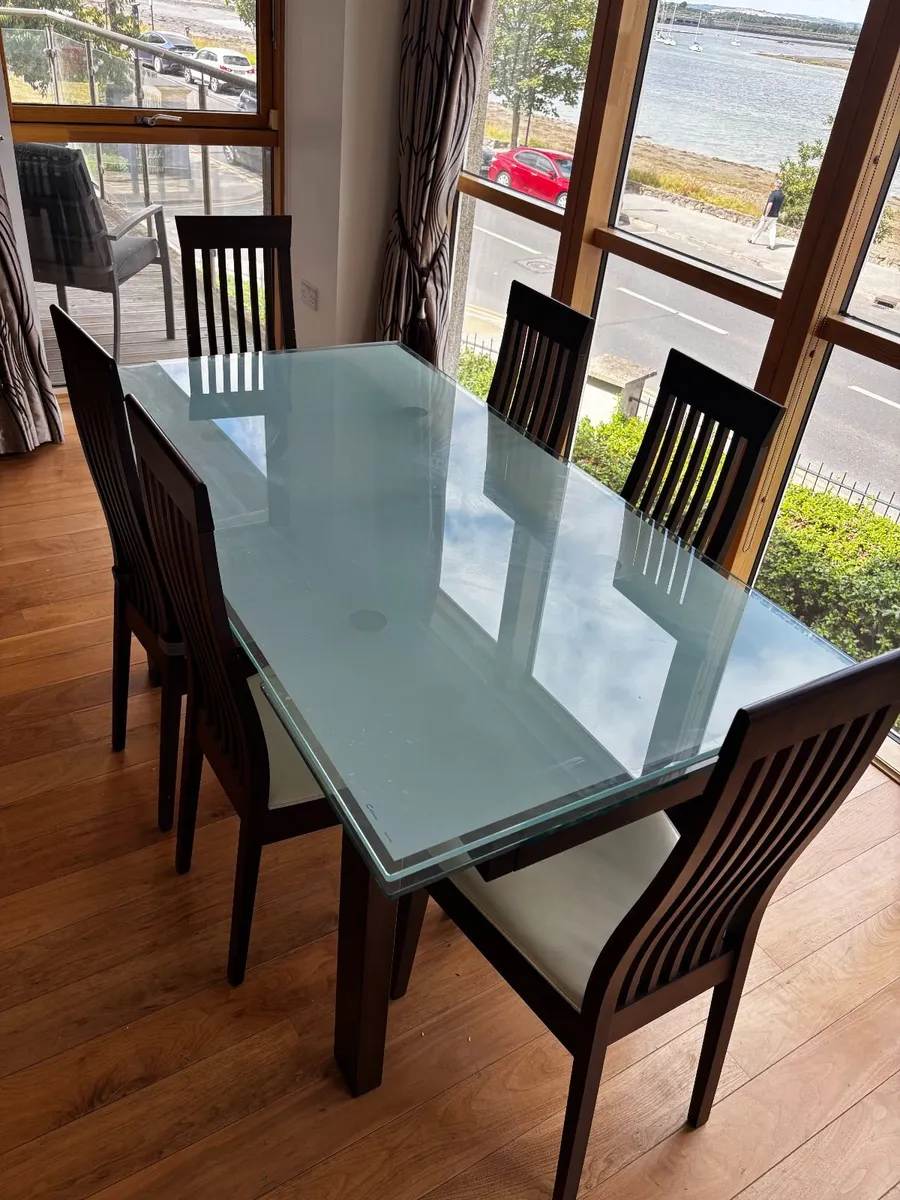 Dining Room Table and 6 Chairs - Image 1