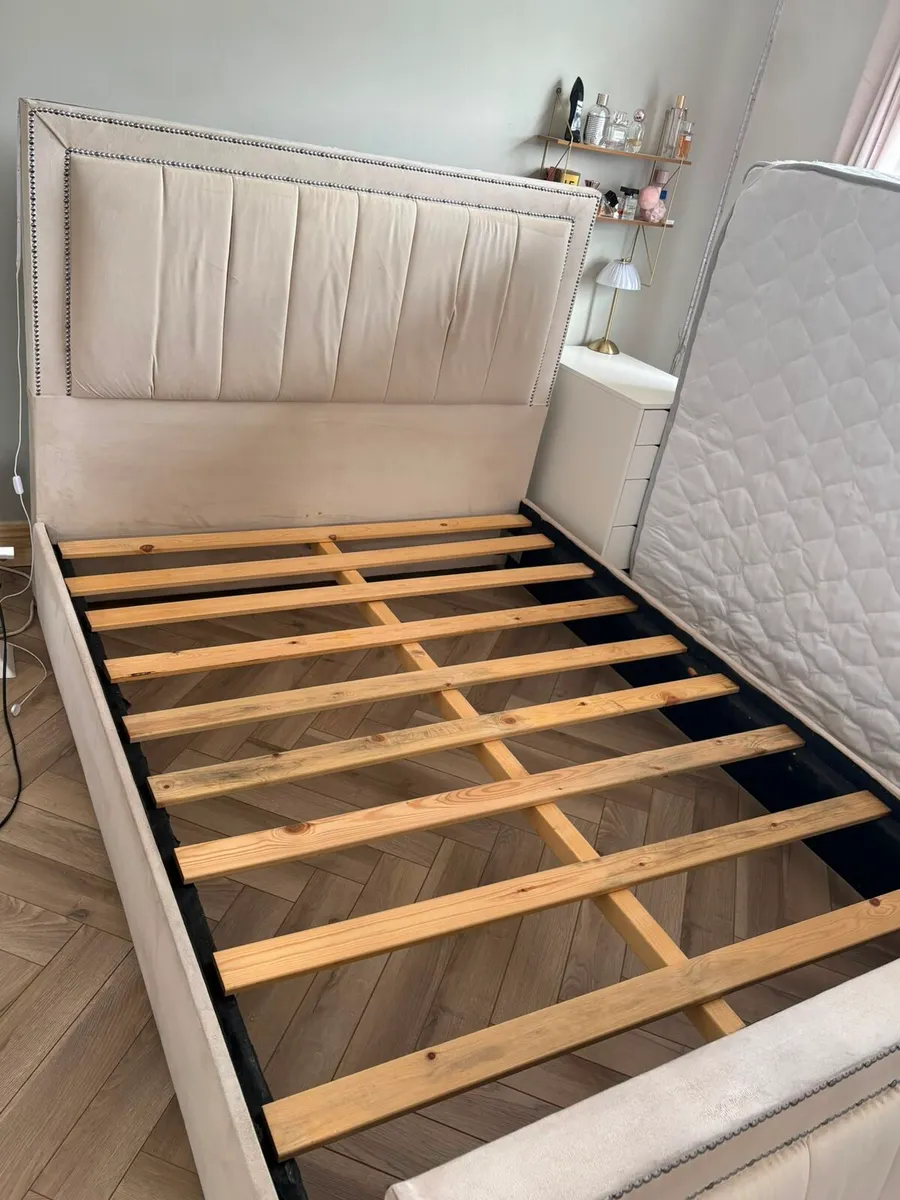 Bed frame - Image 4