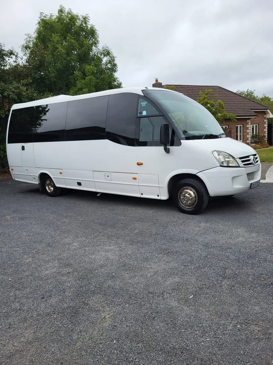 Iveco mini coach - Image 2