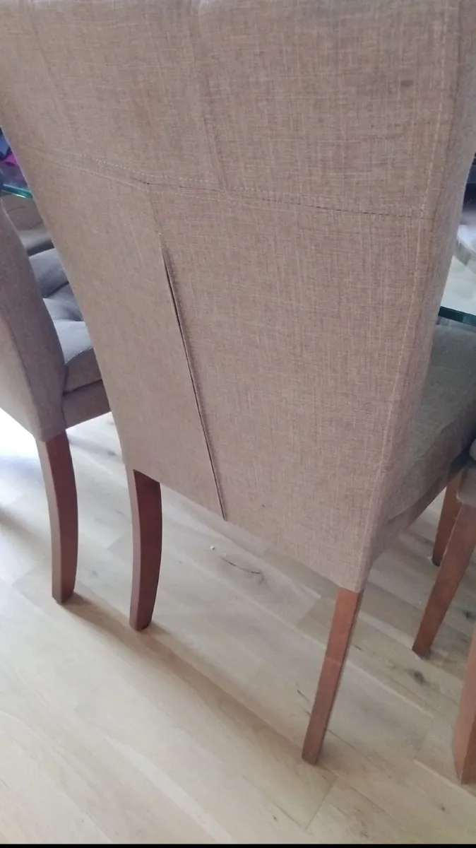 Meadows and Byrne Glass Dining Table and 6 Chairs - Image 4