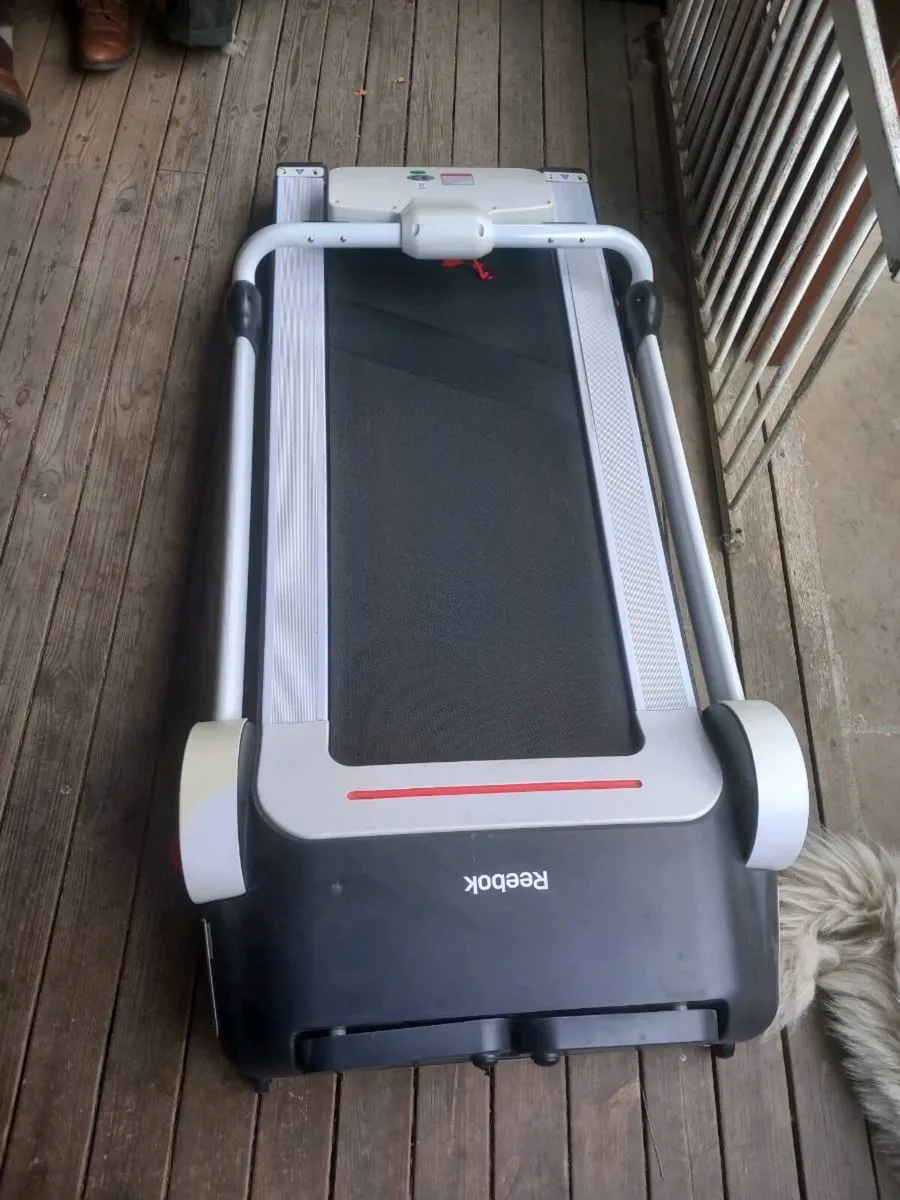 Reebok treadmill, full working order, D18 - Image 1