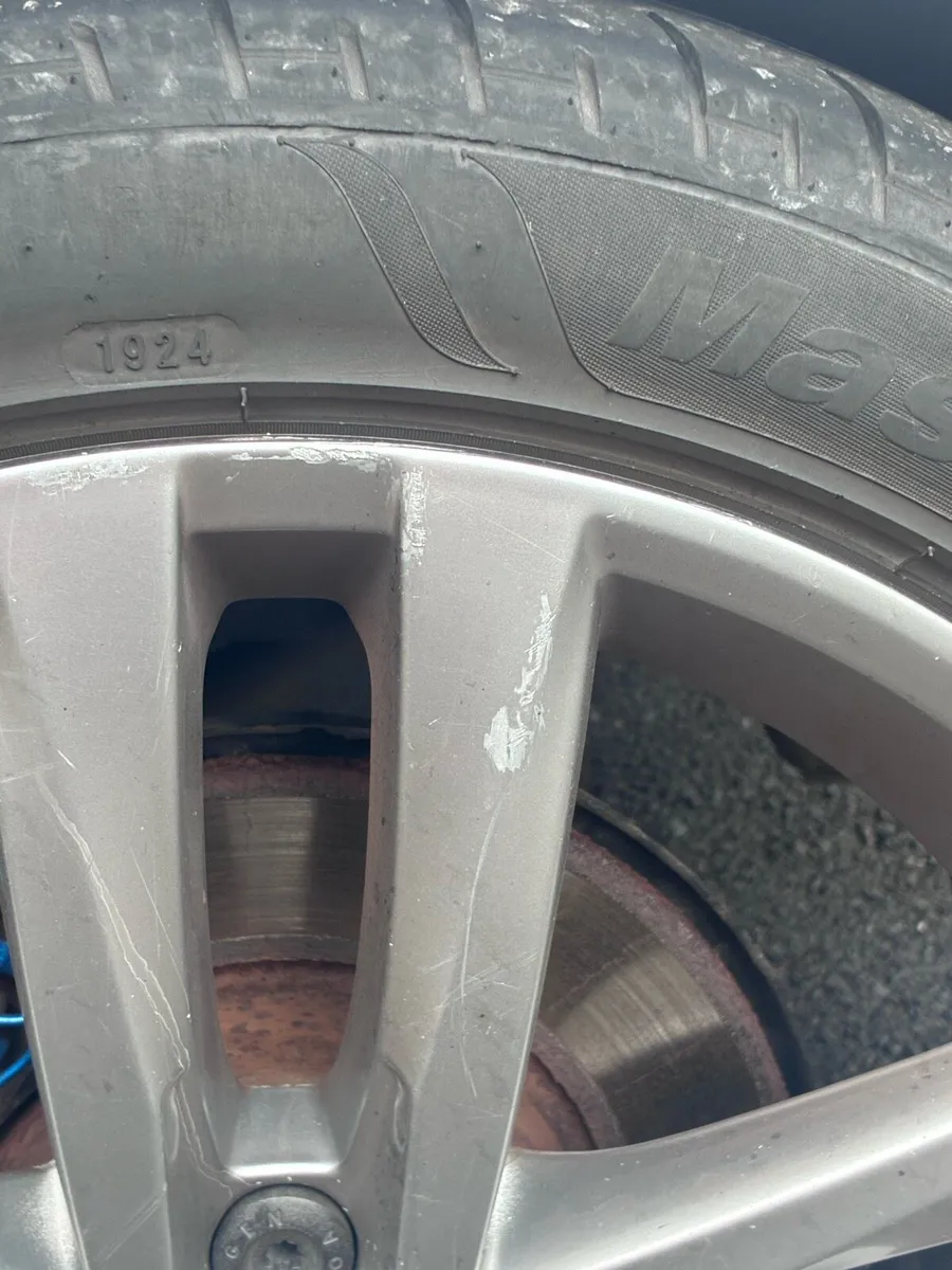 OEM 5x112 R-Line Alloys - Image 3
