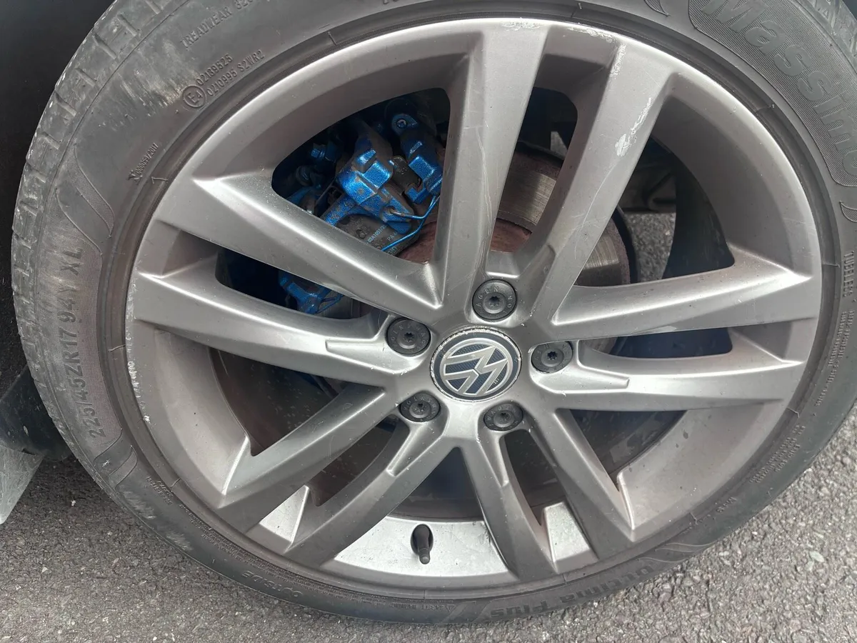 OEM 5x112 R-Line Alloys - Image 4