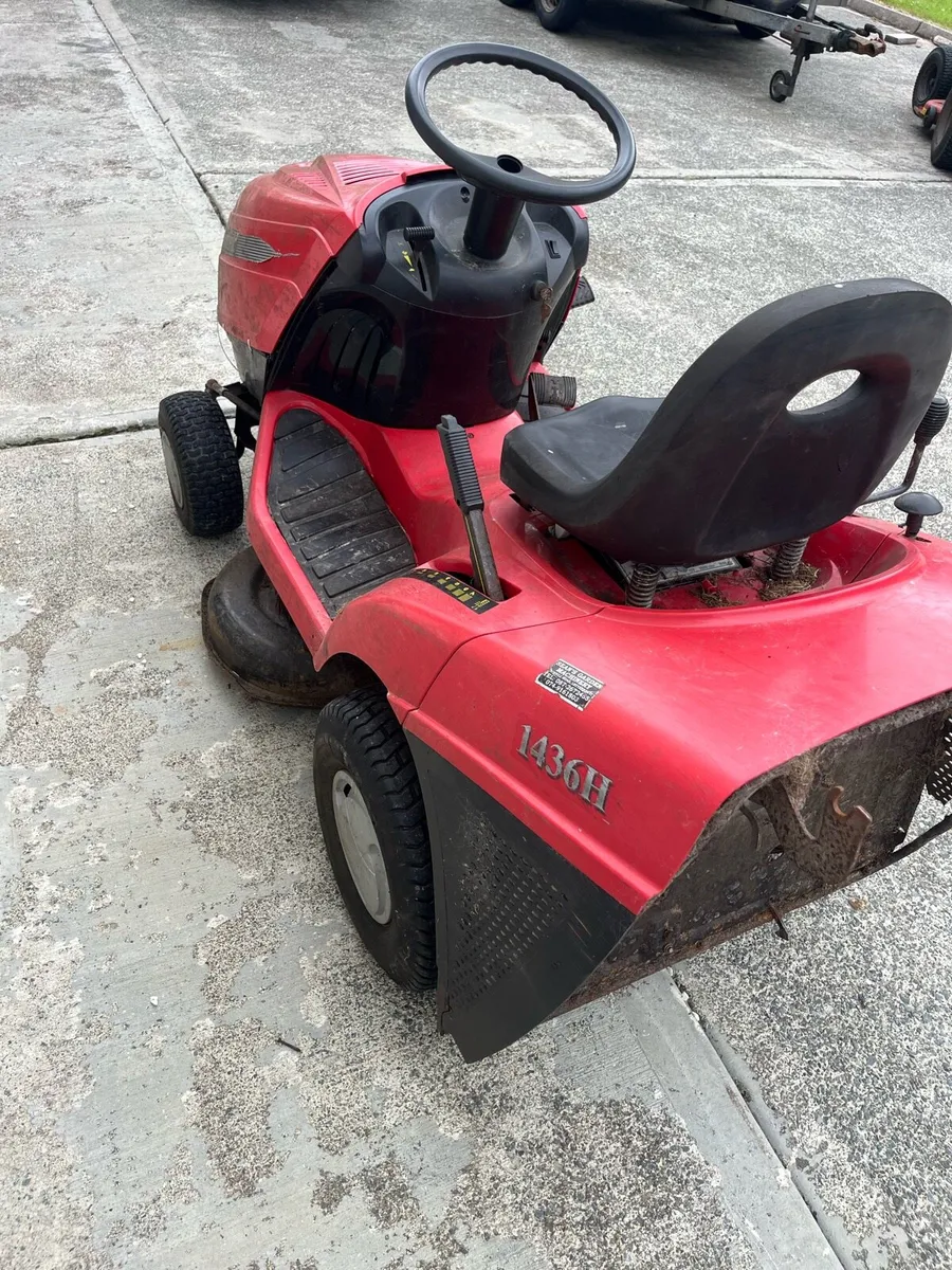 Mountfield 1436H Ride on Lawnmower - Image 3