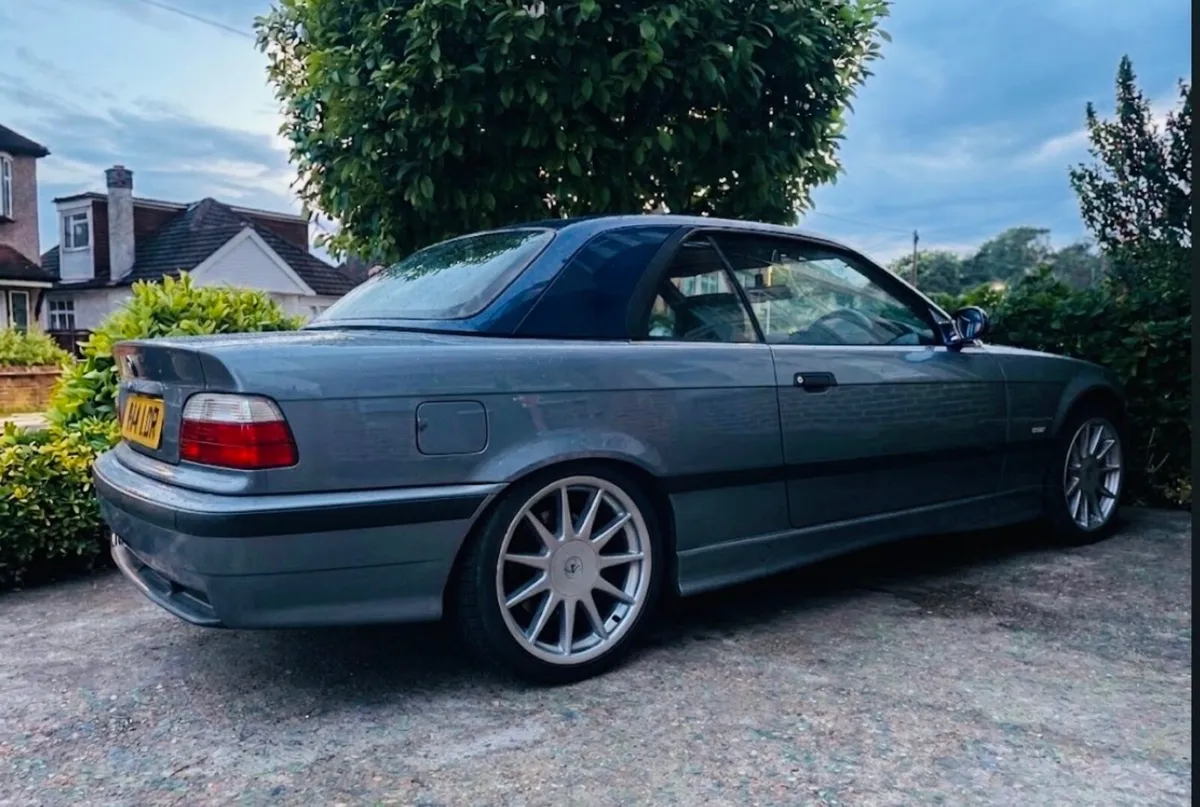 1996 BMW 320i only 83k miles! Stunning car!E36 - Image 1