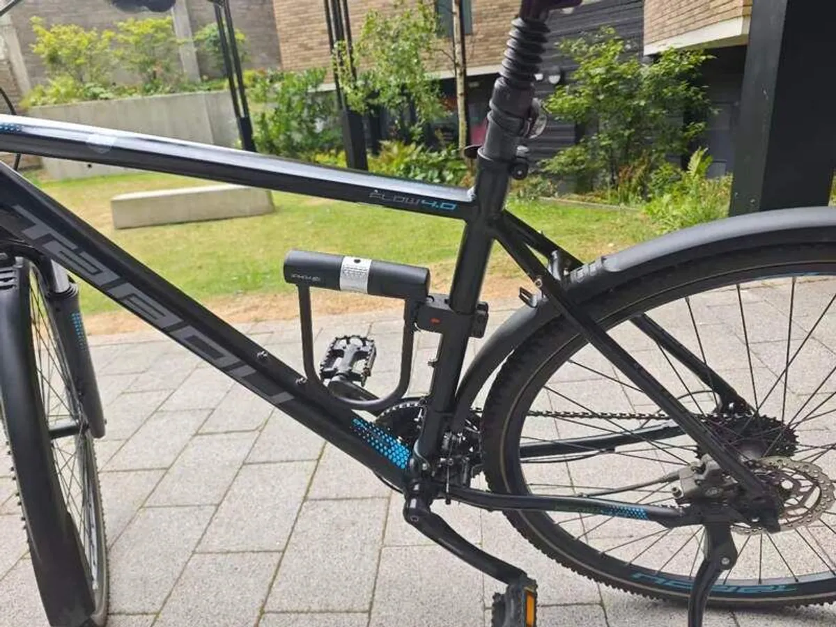 Excellent Condition Mountain Bikes - Image 4