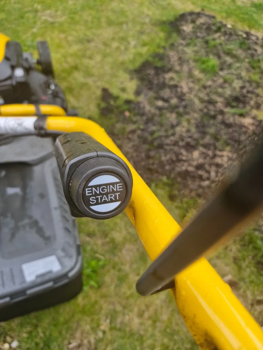 Lawn mower - Image 3
