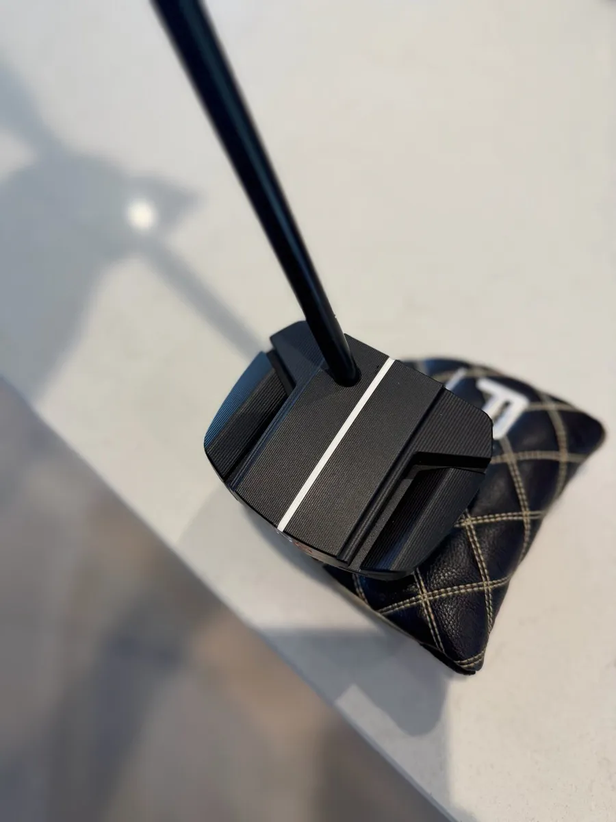 Ping ALLEY blue onset putter - Image 1