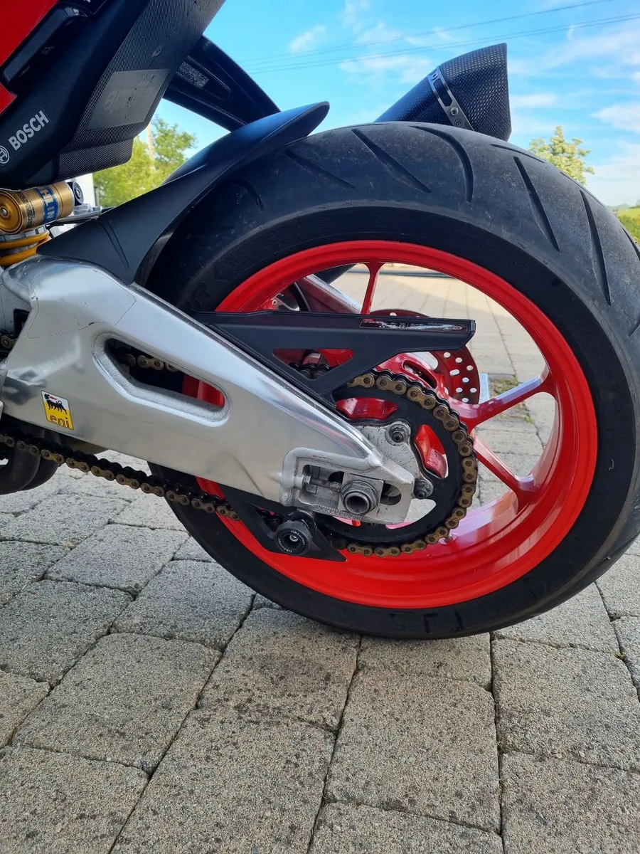 Aprilia Tuono 2016 - Image 4