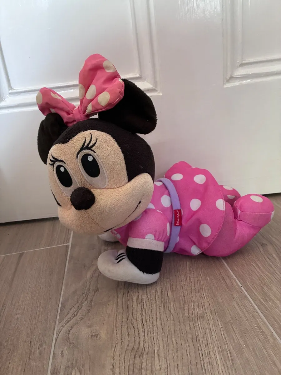 Minnie mouse crawl with me toy