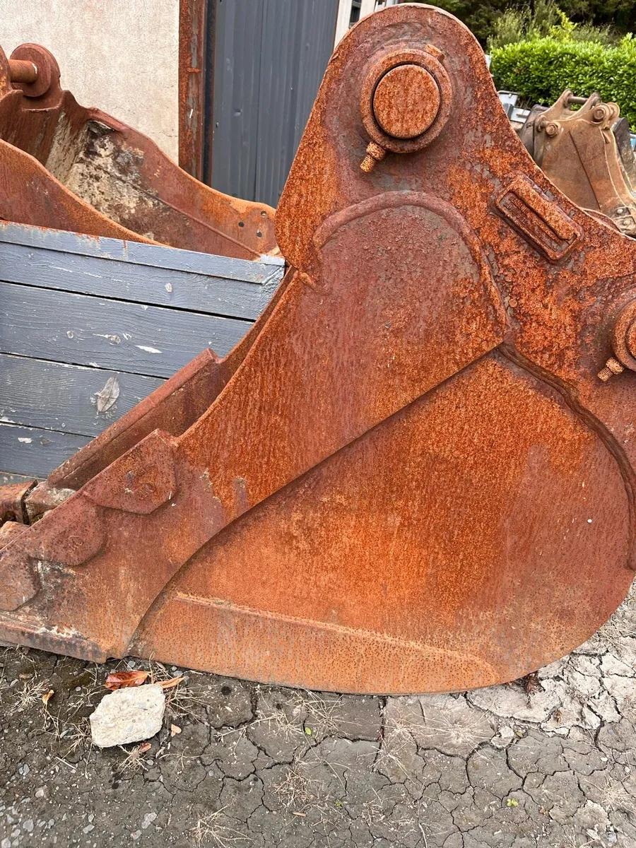 Digger Bucket - Image 1