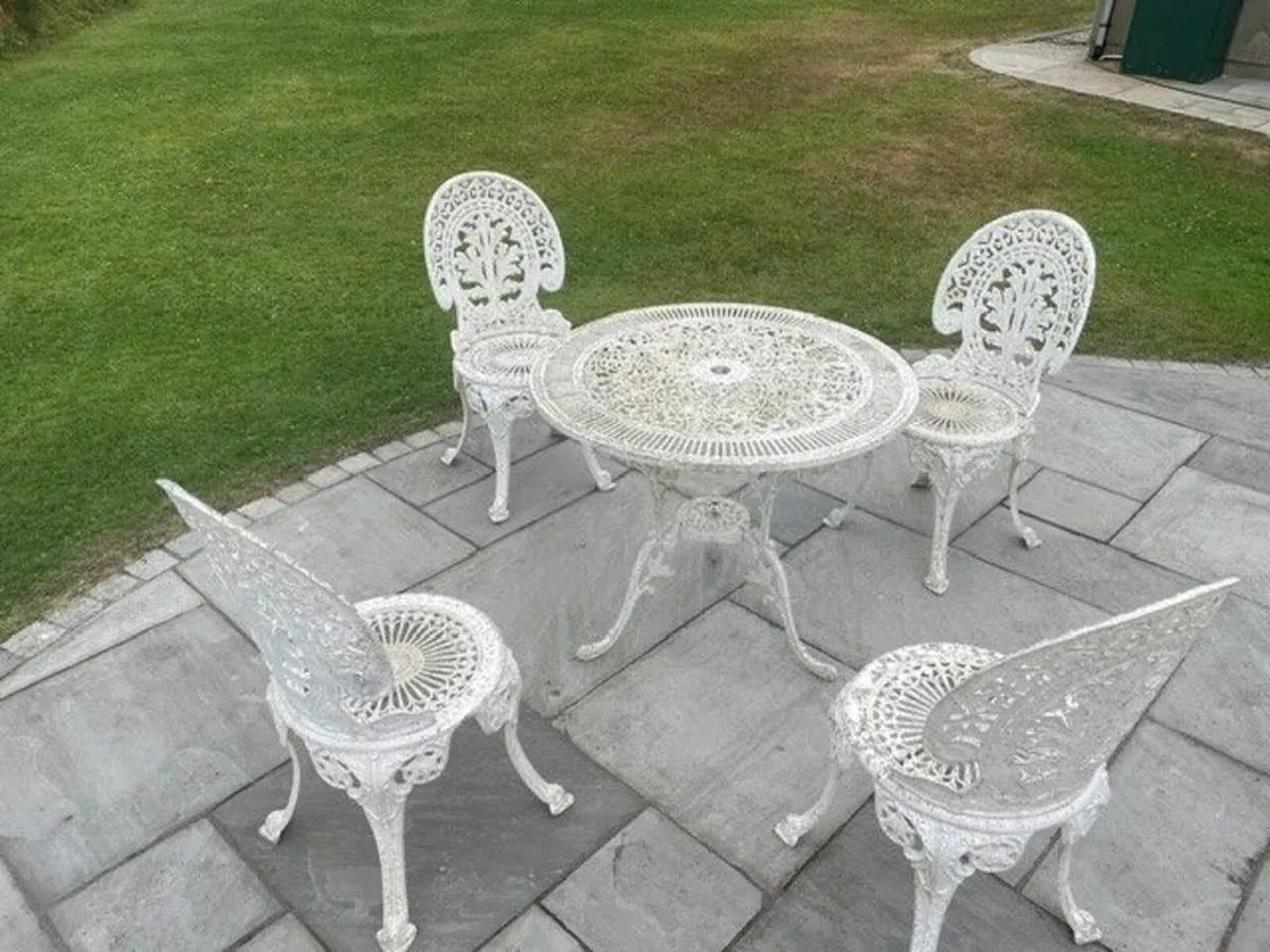 Garden furniture - Table and 4 Chairs for Free - Image 1
