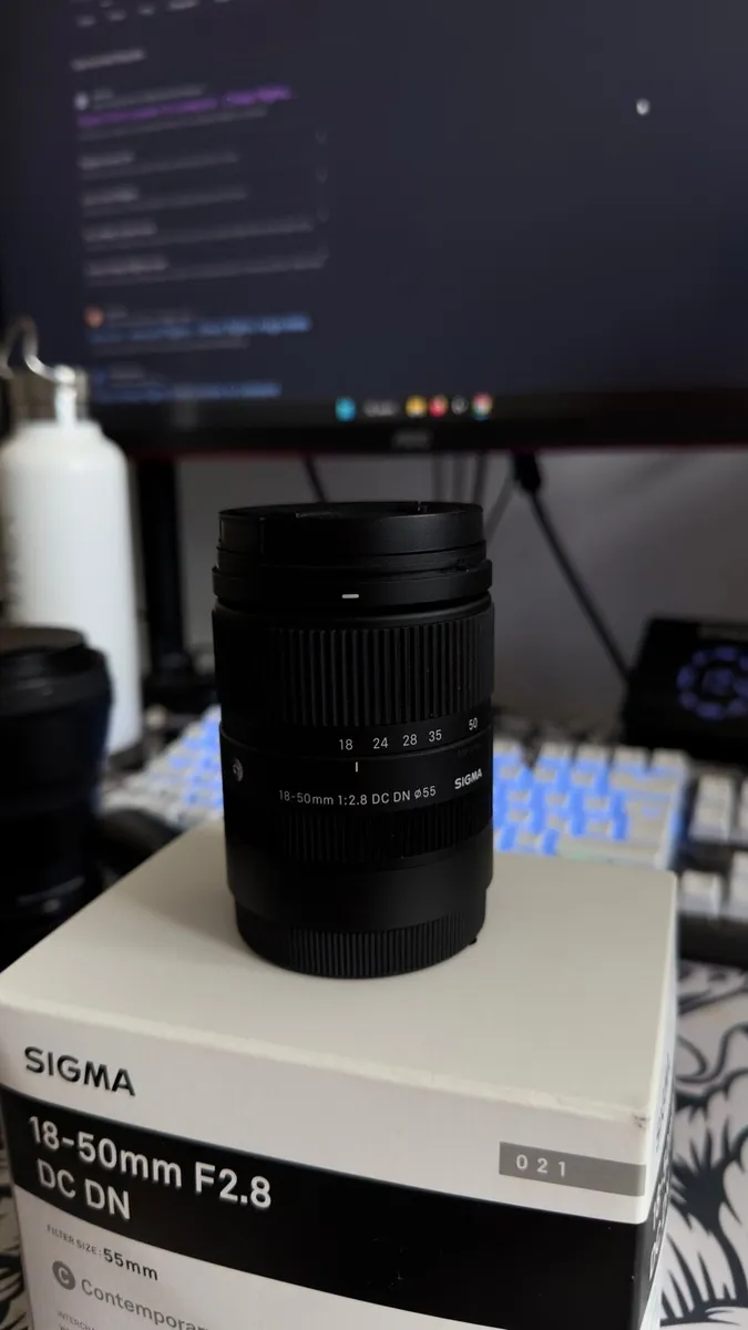 Selling my sigma 18-50 mm f2.8 dc dn e - Image 2
