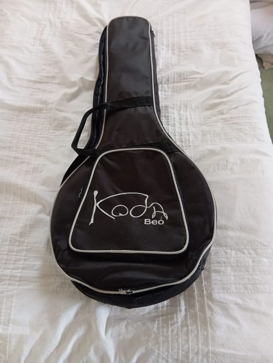 Beginner 4 string Kodi Banjo, 18 fret - Image 4