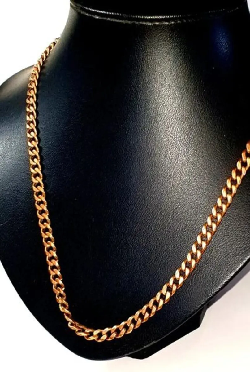 Heavy 9ct Gold Hallmarked Curb Chain - Image 2
