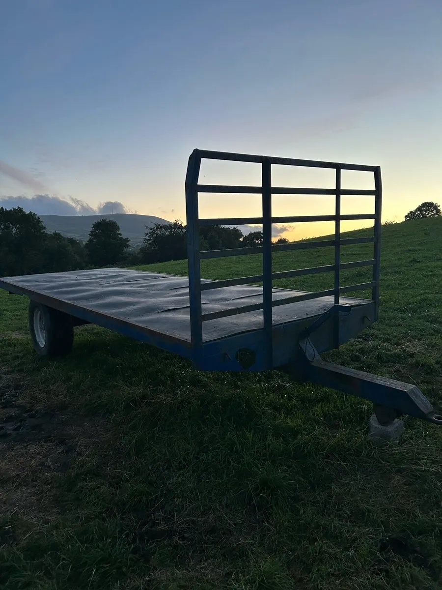 19x8 bale trailer - Image 4