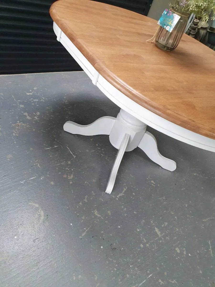 6 seater extendable solid oak - Image 2
