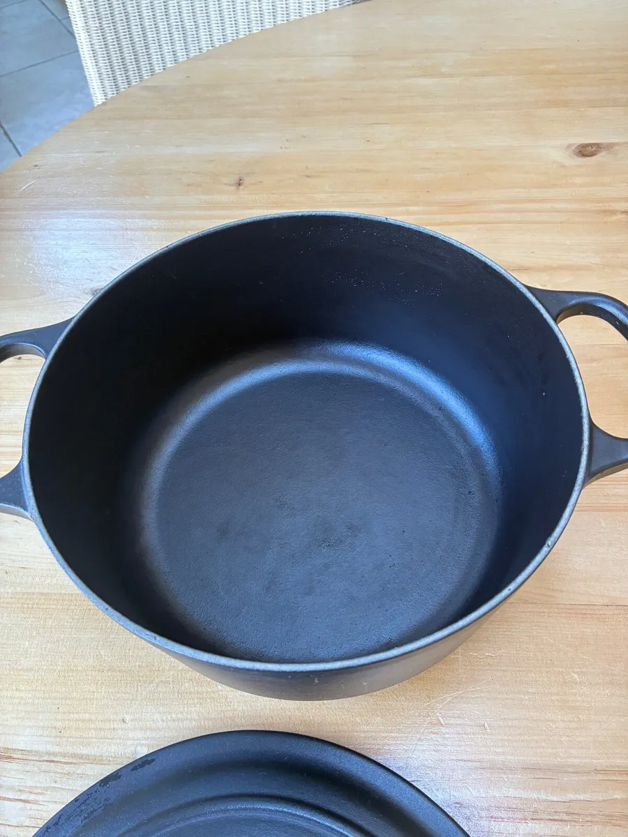 Le creuset 26inch Dutch oven casserole - Image 4
