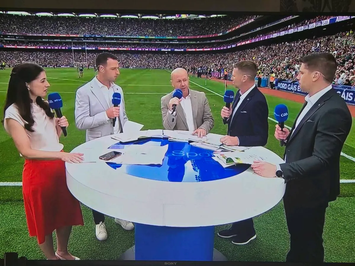 65 inch sony bravia tv - Image 3