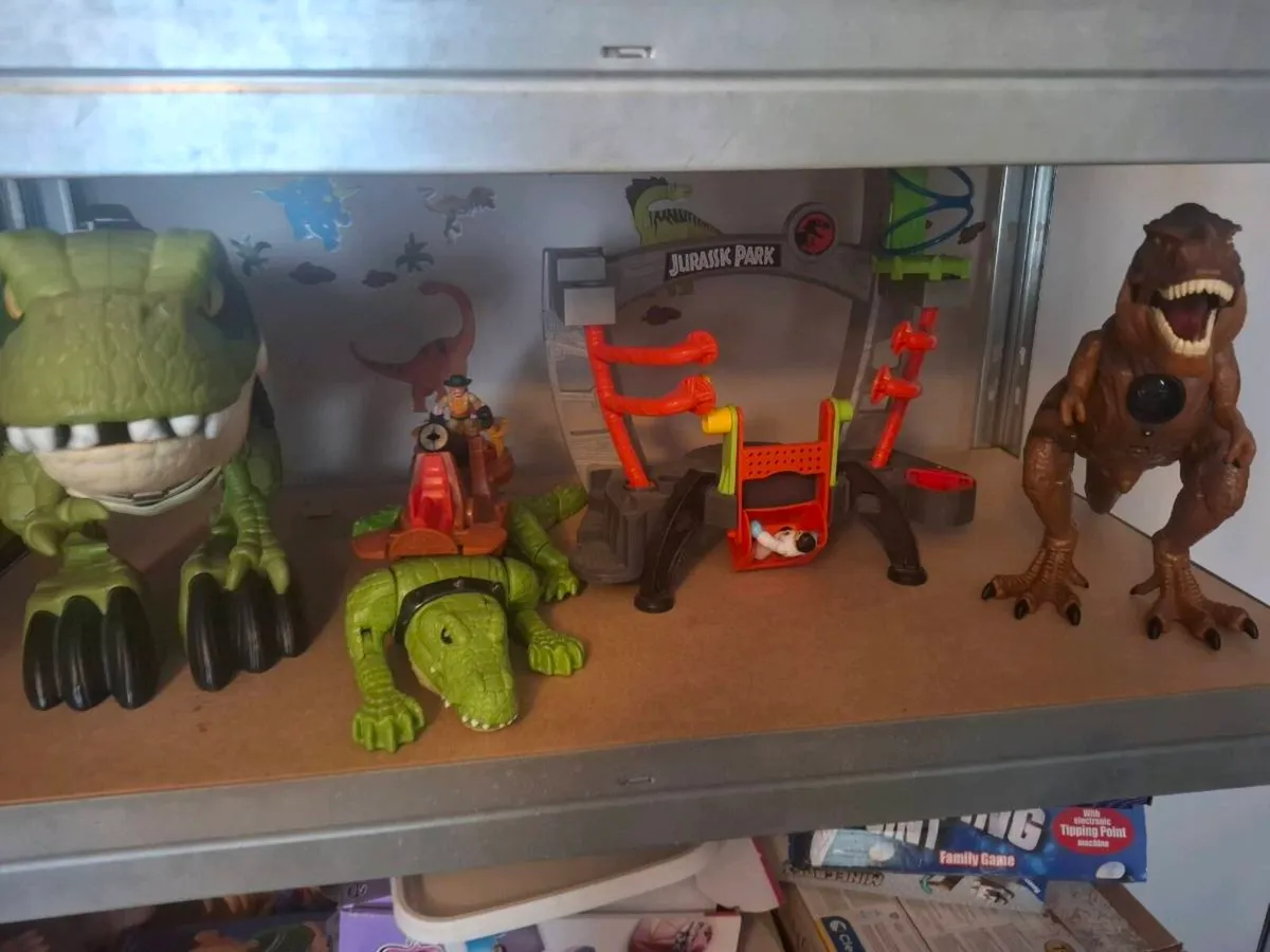 Toys - Image 4
