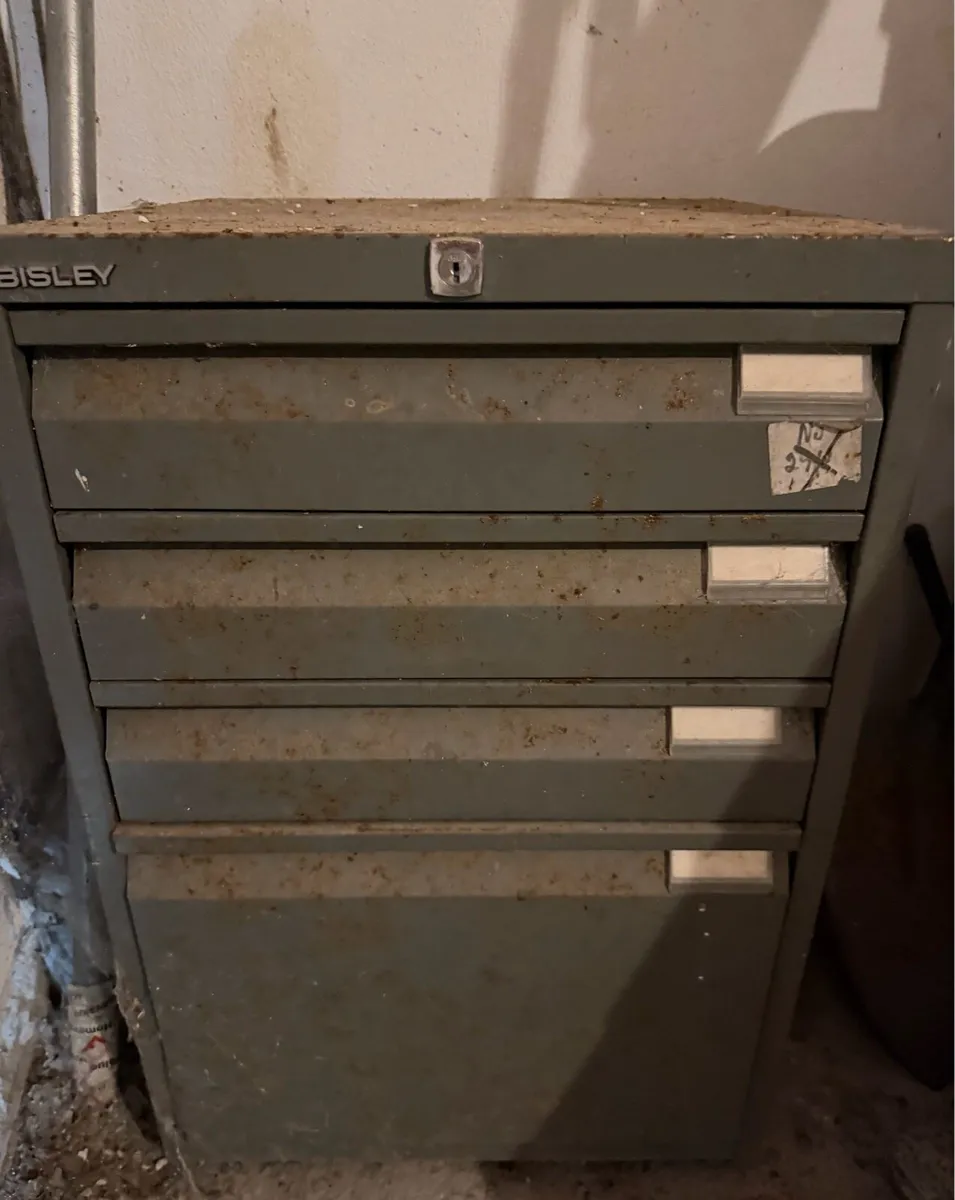 Antique filing Cabinet - restoration project - Image 1