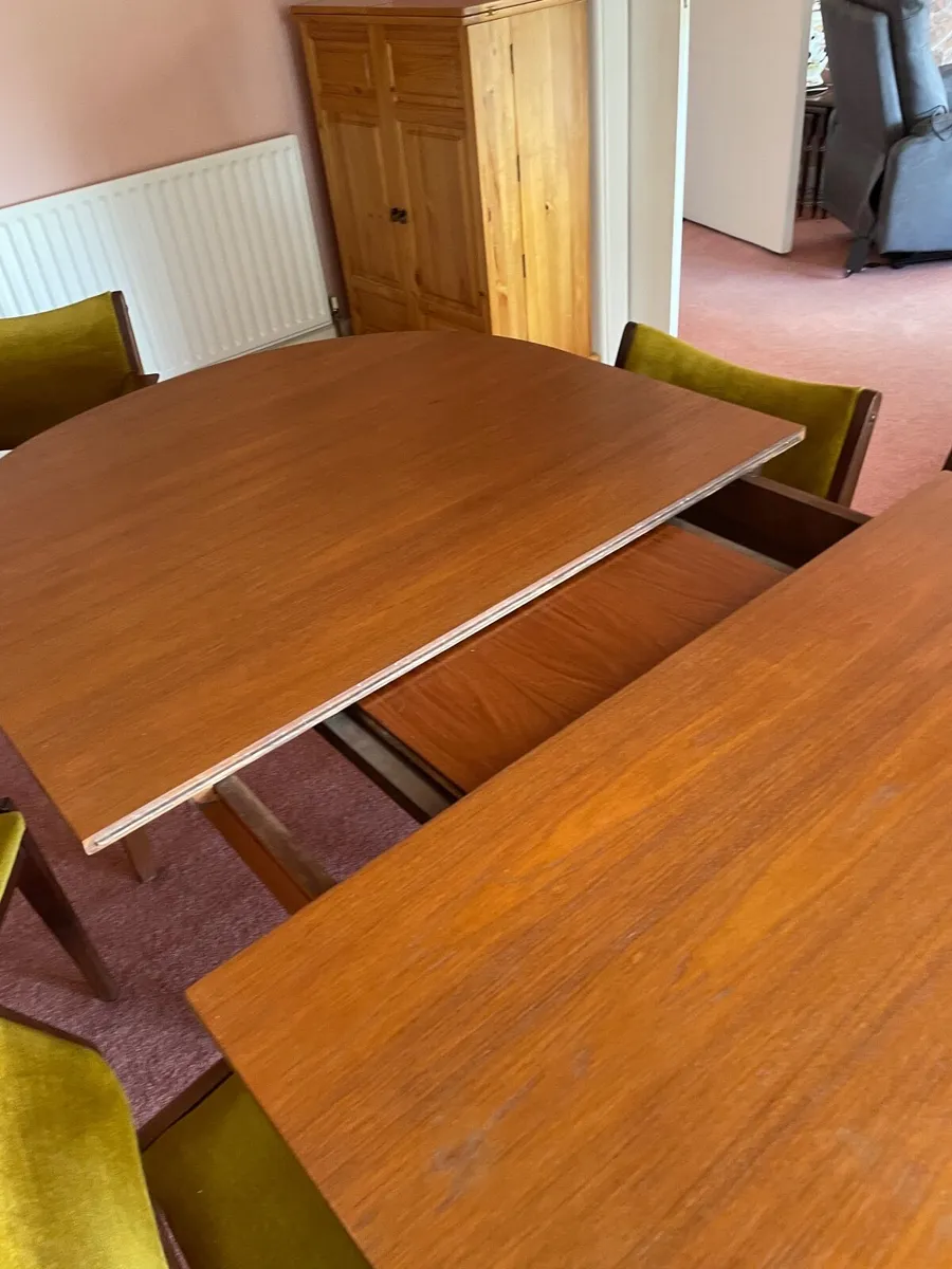 G plan dining table and chairs - Image 3