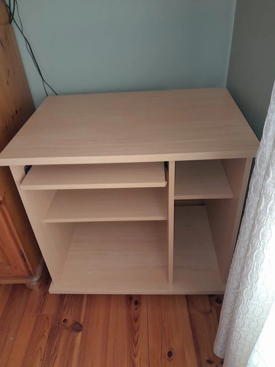 Computer desk - Image 2