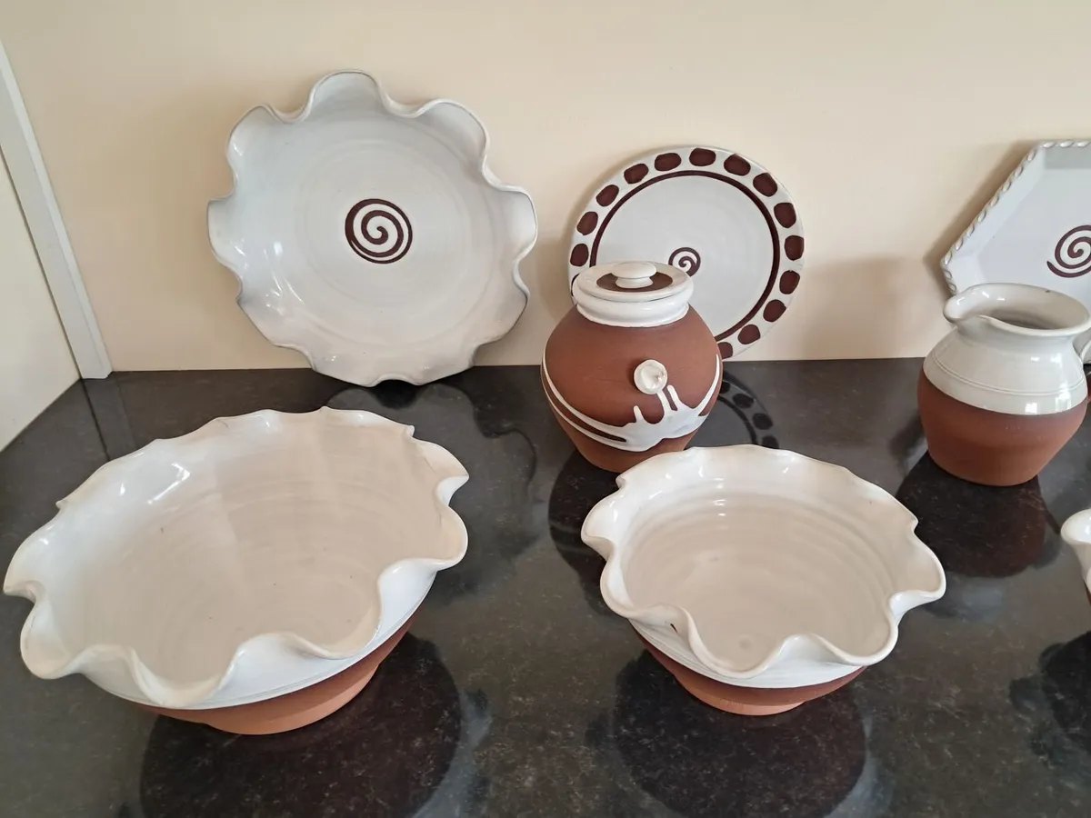 Stephen Pearse Pottery for sale - Image 3