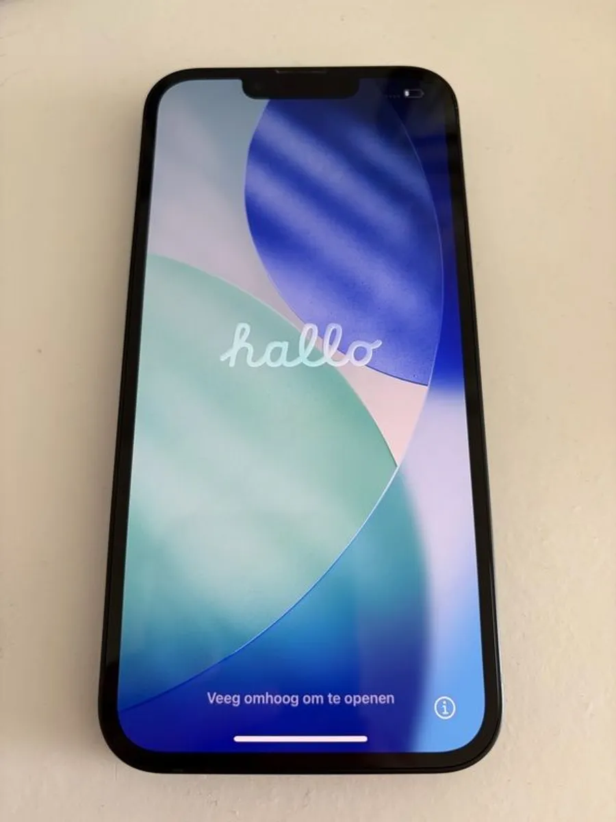 Apple iPhone 13 128gb - Image 1