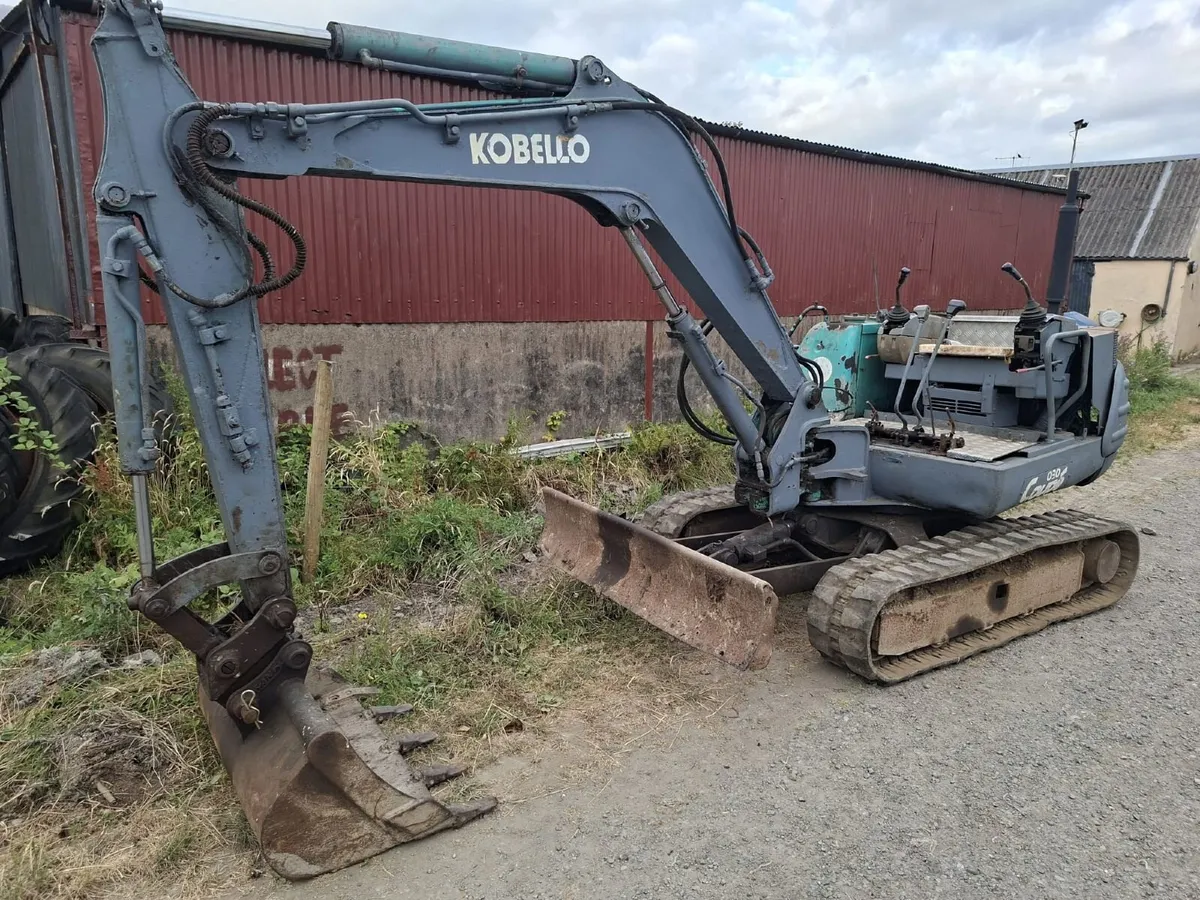 Kobelco Mini-Digger - Image 1