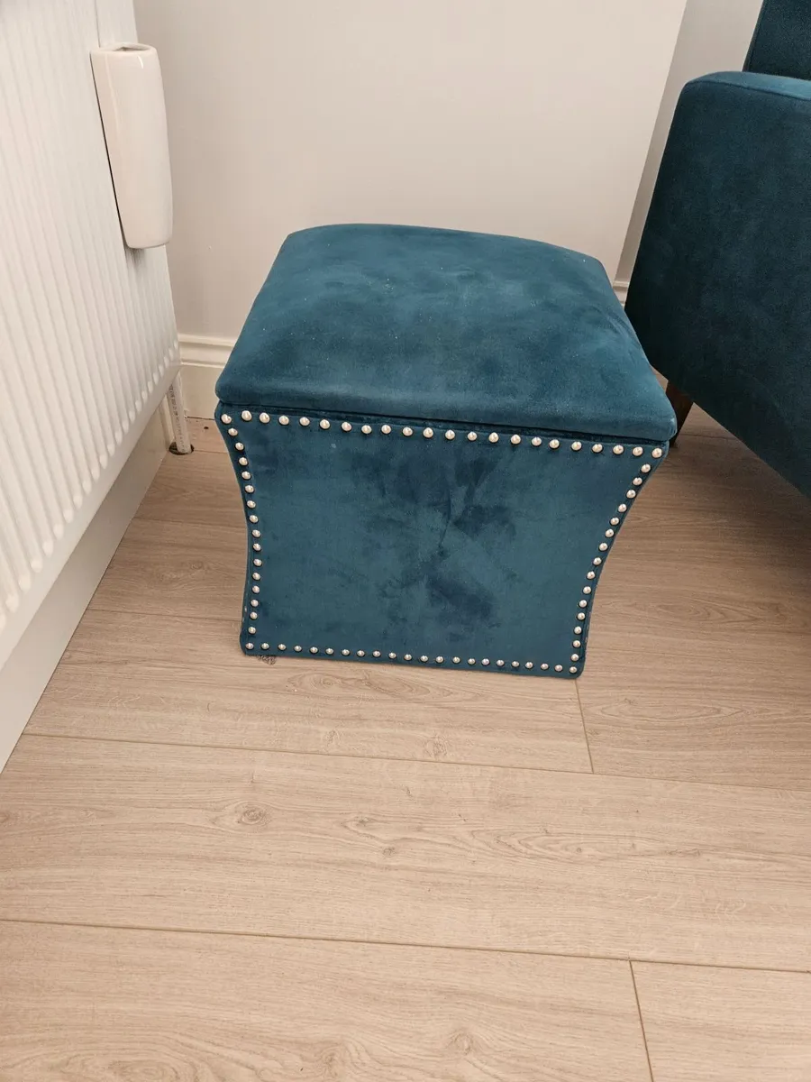 Poufe - Image 3