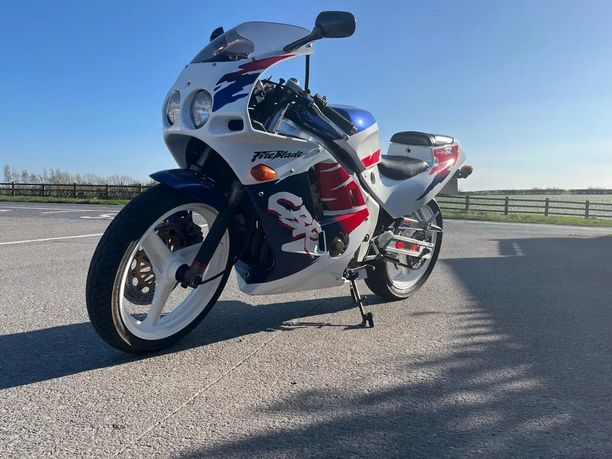 CBR250RR - Image 3