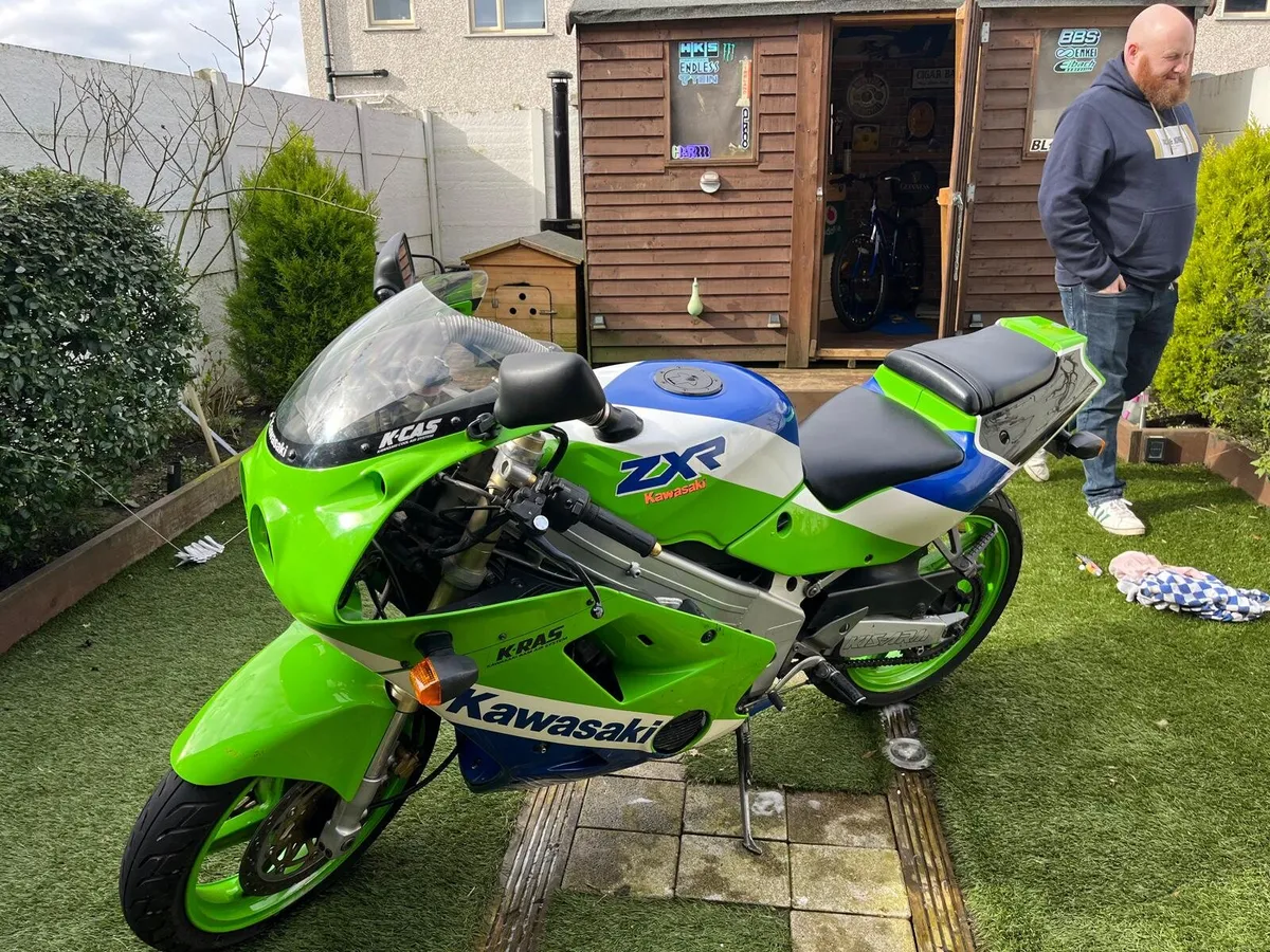 CBR250RR - Image 2