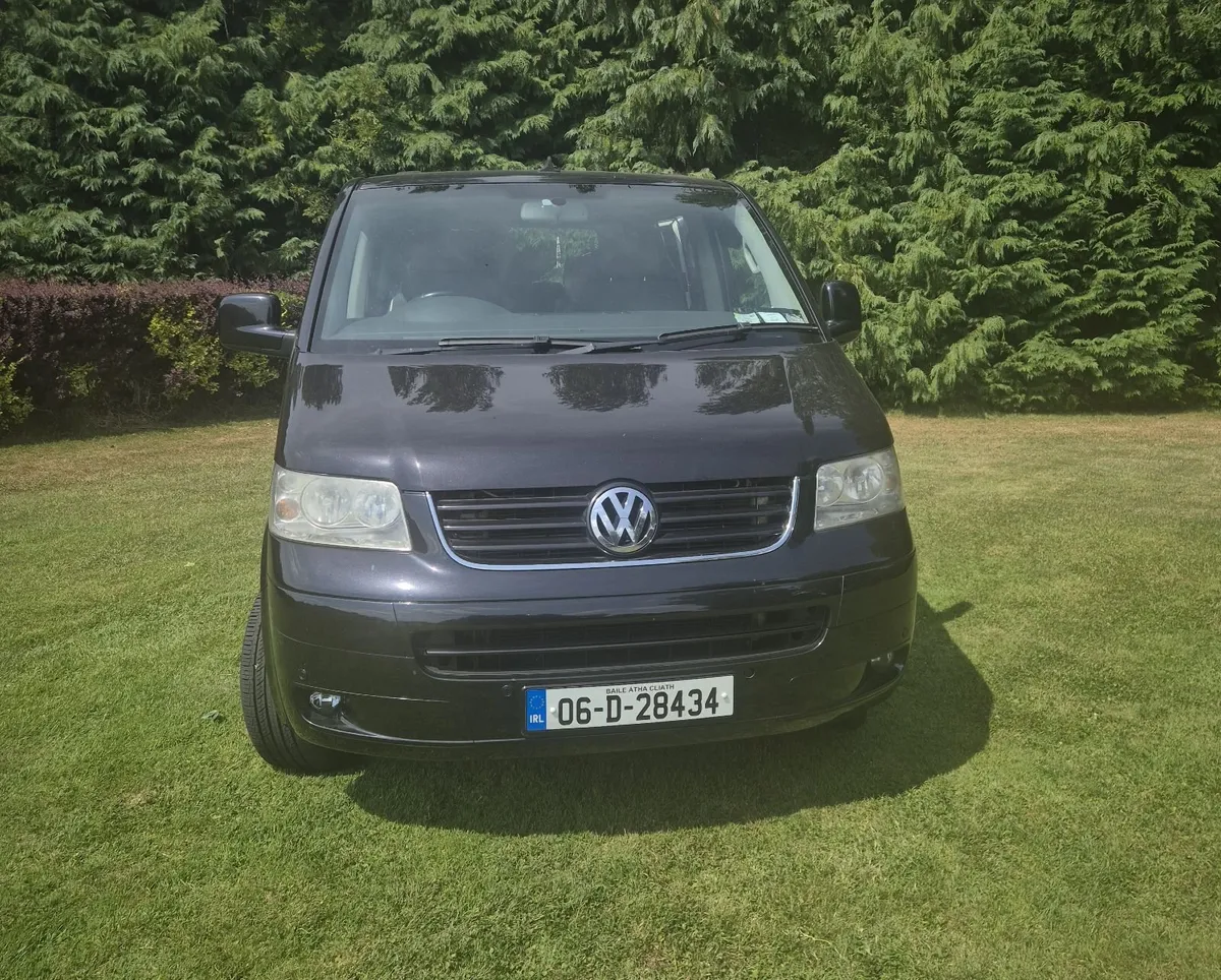 2006 Volkswagen Caravelle 2.5 TDI Automatic – High - Image 3
