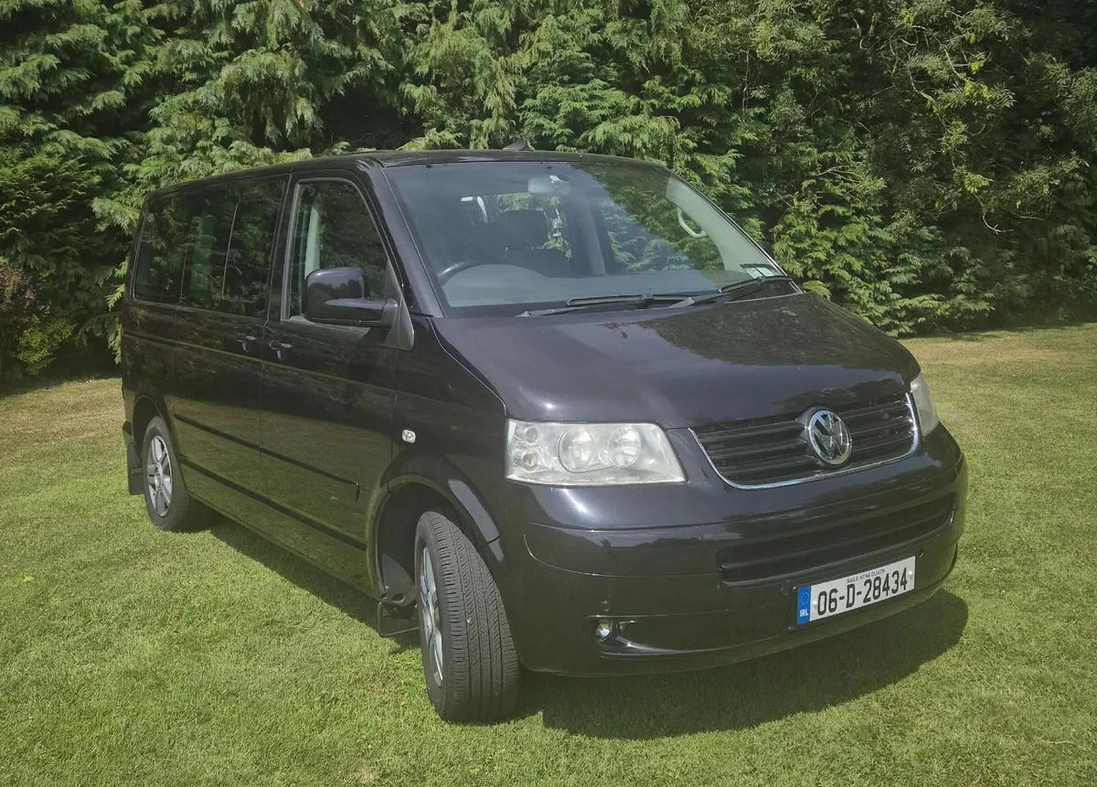 2006 Volkswagen Caravelle 2.5 TDI Automatic – High - Image 2
