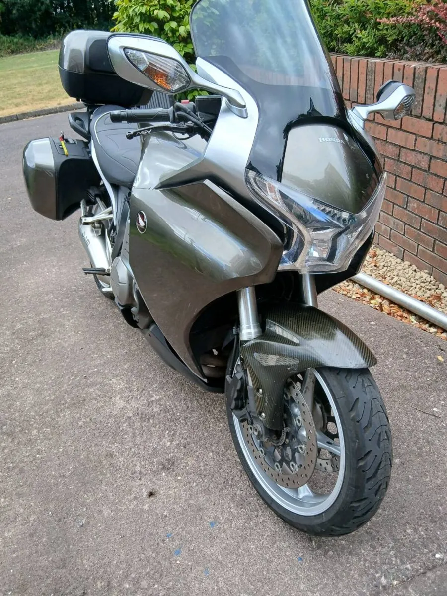 2012 HONDA VFR1200 F final price drop before trade - Image 2