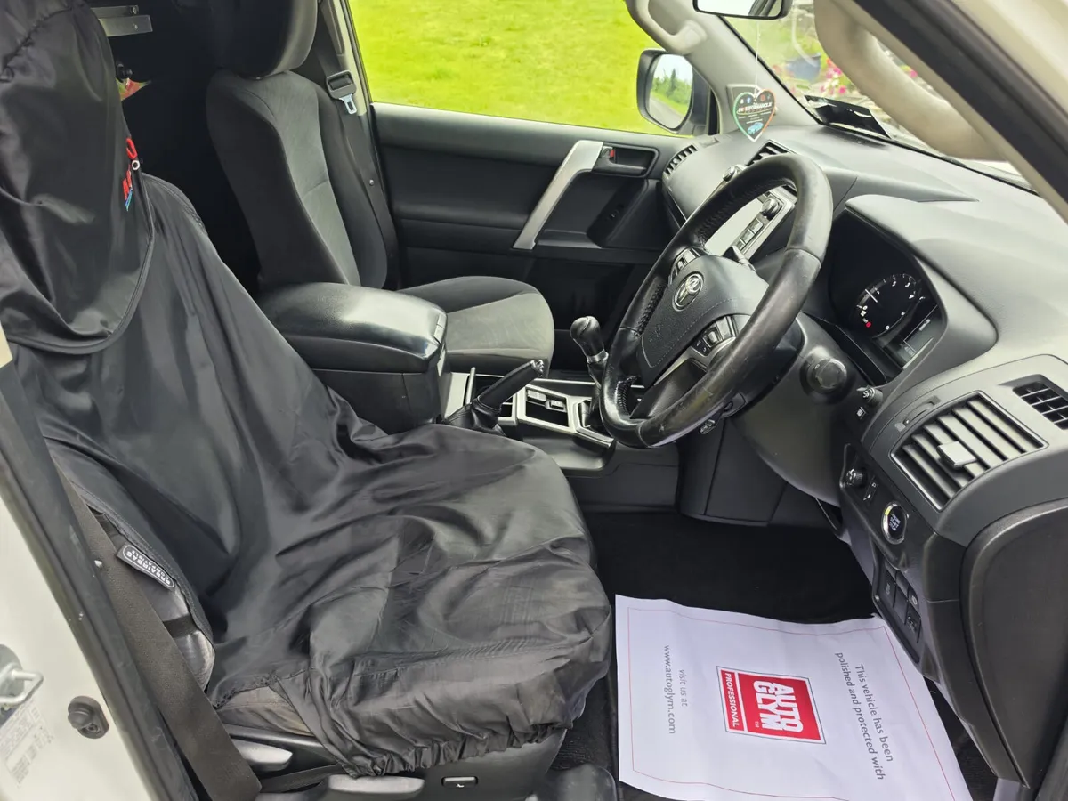 Toyota Land Cruiser 2019 LWB Inc vat - Image 3