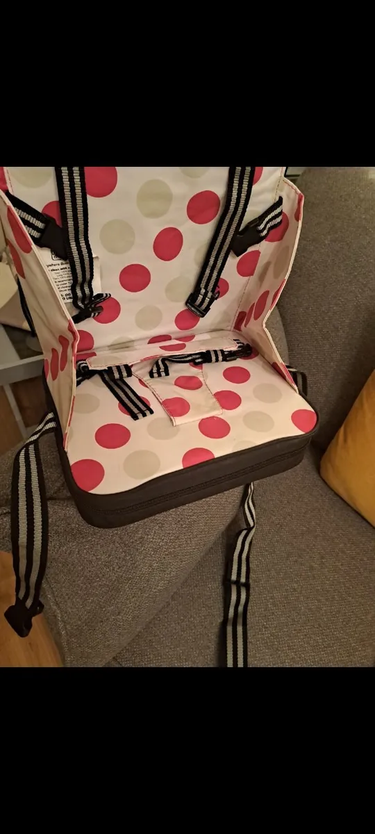 Childs travel chair seat - Image 2