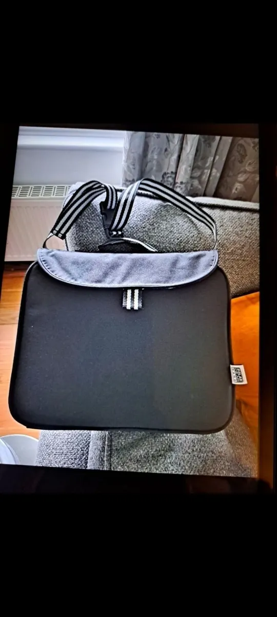 Childs travel chair seat - Image 3