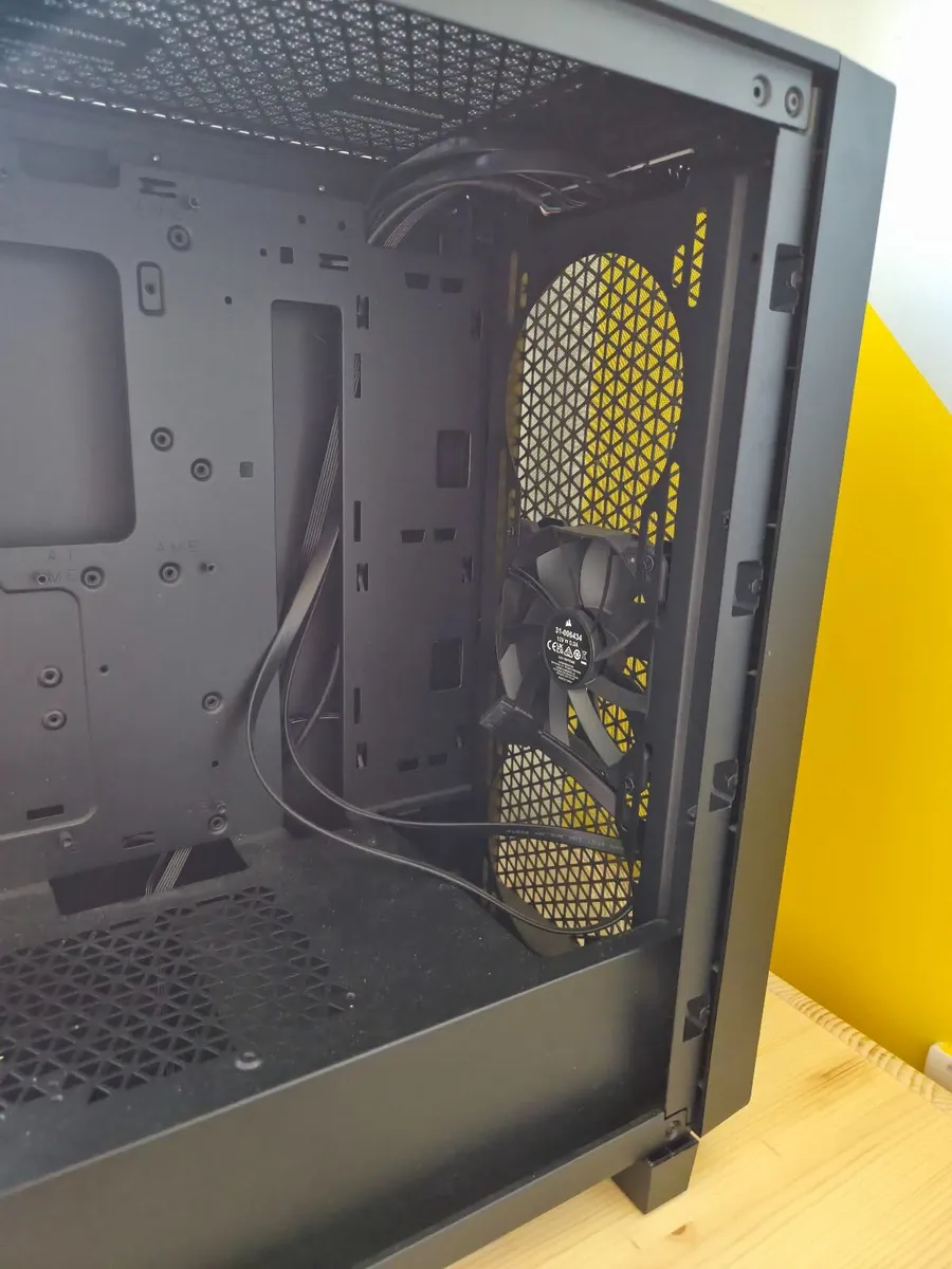 Corsair 4000D case - Image 1